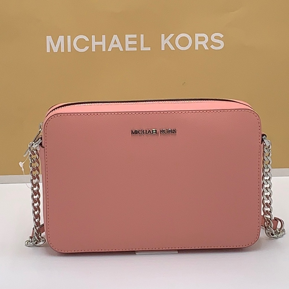 MICHAEL KORS PRIMROSE COLOR
Jet Set Large Saffiano Leather Crossbody Bag - Picture 2 of 15